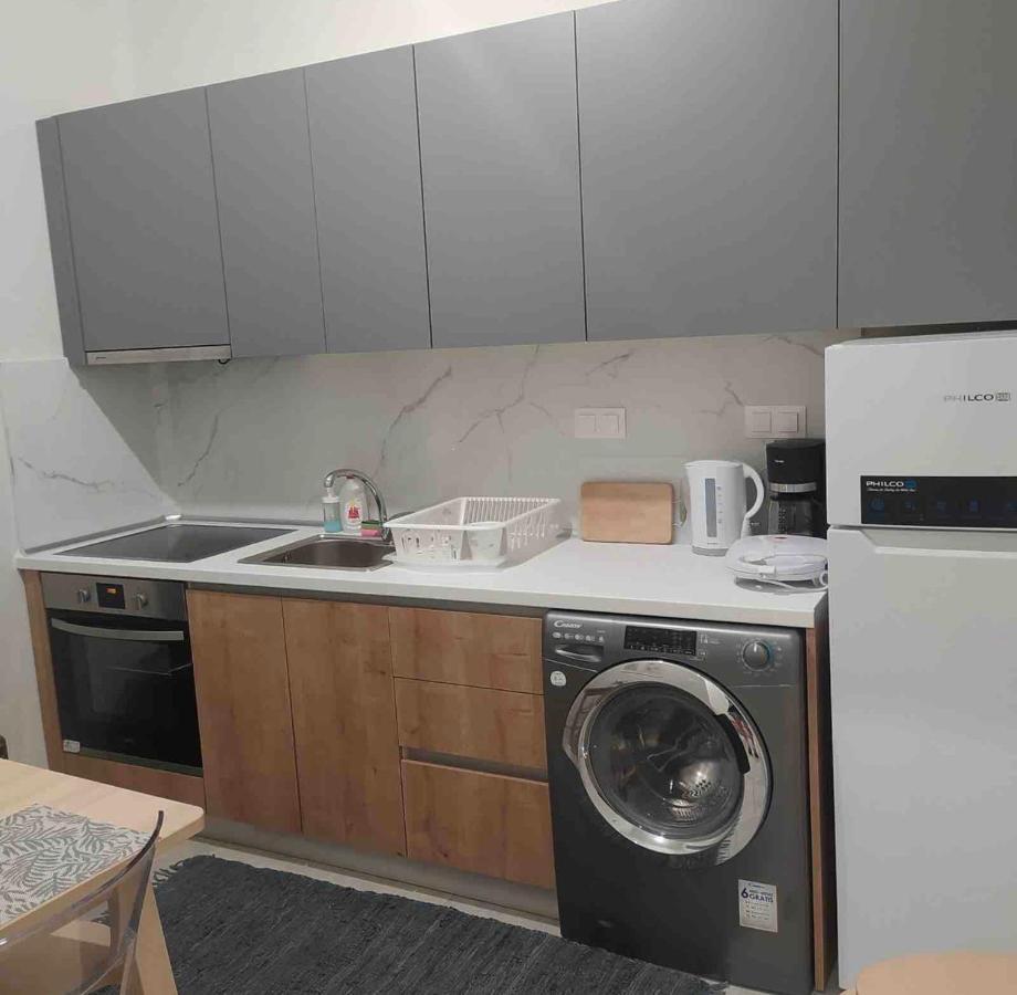 Cosy Apartment In The City Center Солун Екстериор снимка